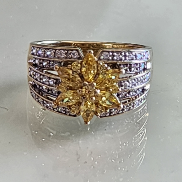 Dazzling Yellow Floral Gemstone Ring Size 8 Sterling Silver Gold Vermeil Jewelry - Picture 5 of 7